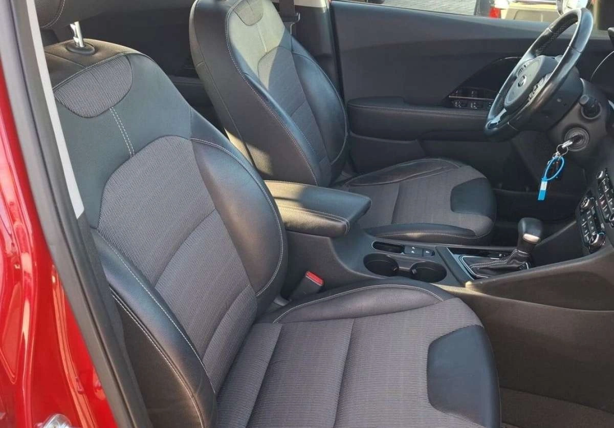 Kia Niro - Zdjęcie 16