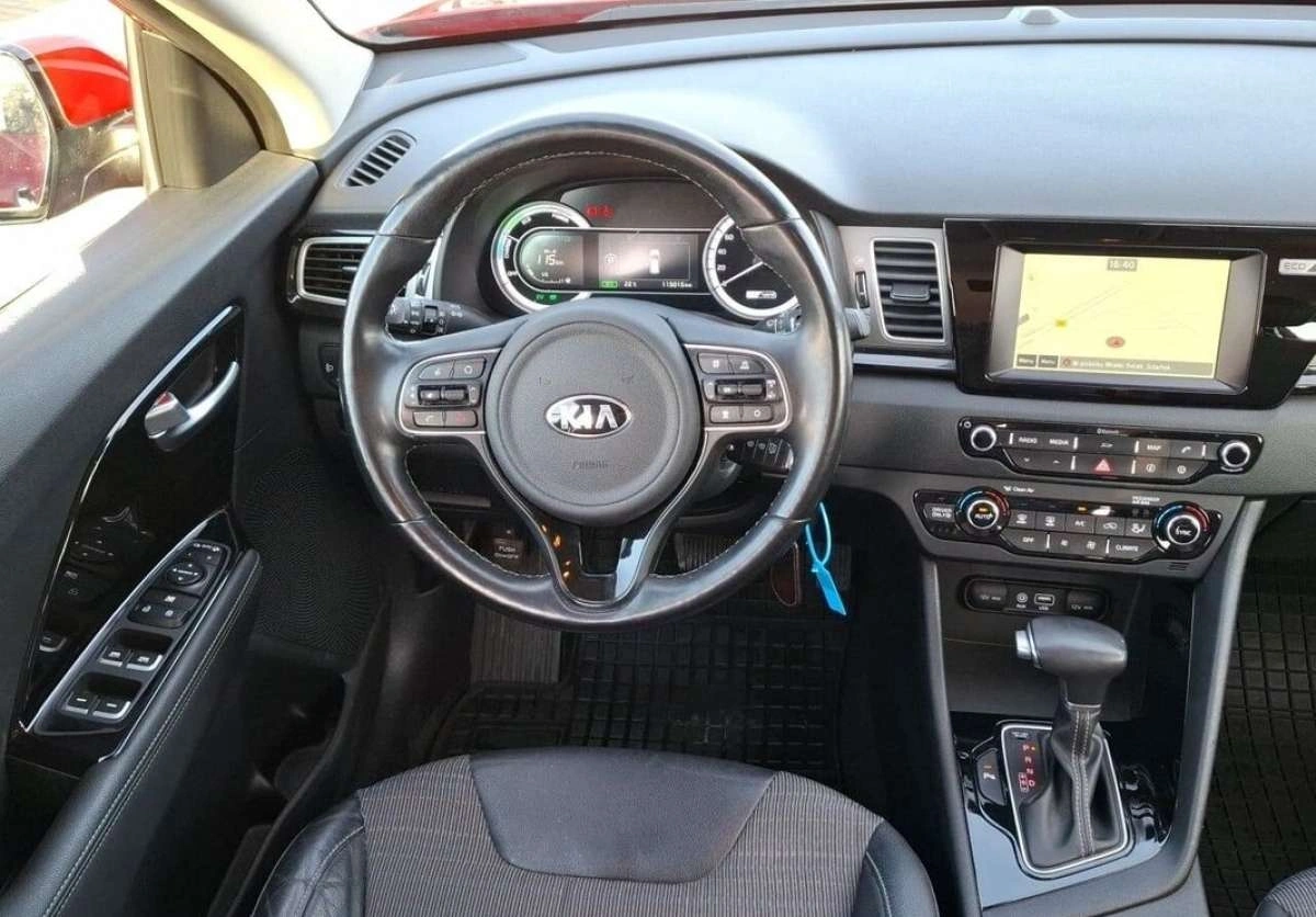 Kia Niro - Zdjęcie 32