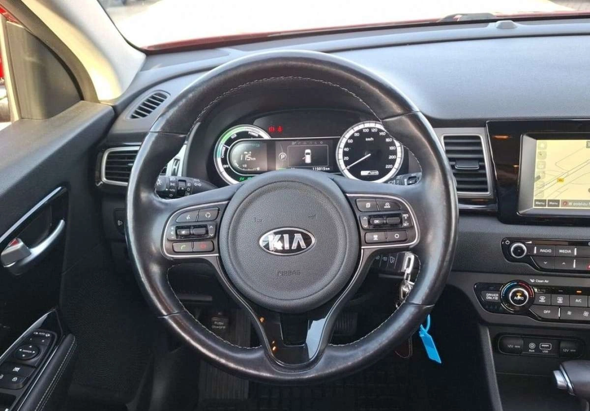 Kia Niro - Zdjęcie 33