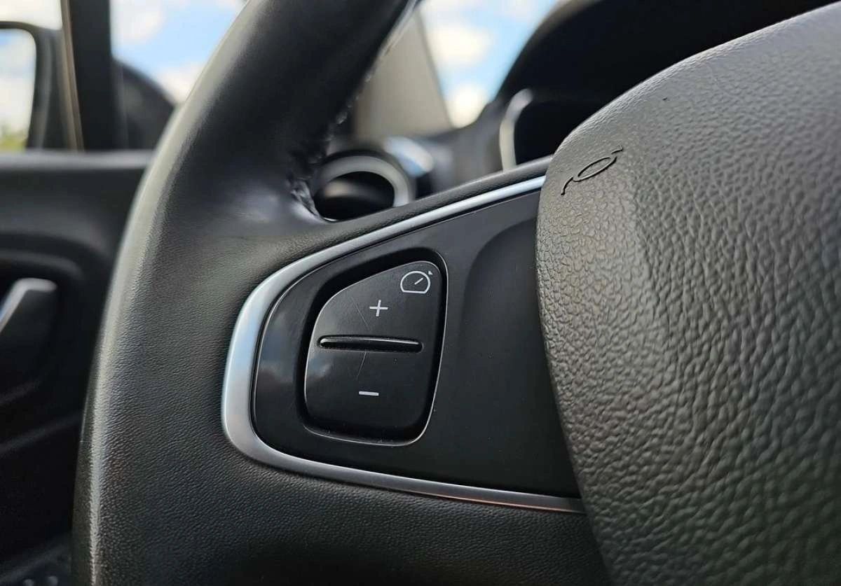 Renault Captur - Zdjęcie 14