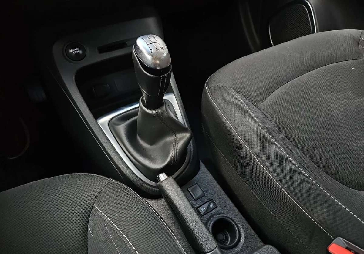 Renault Captur - Zdjęcie 21
