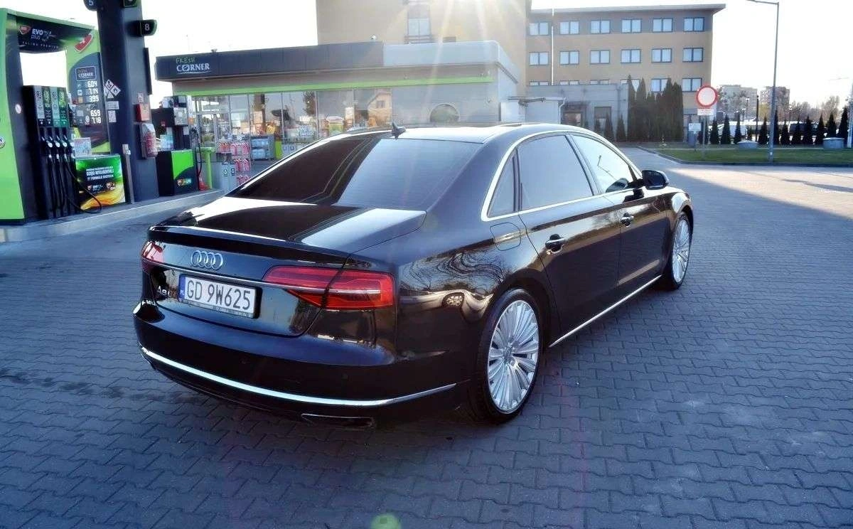 Audi A8 - Zdjęcie 19