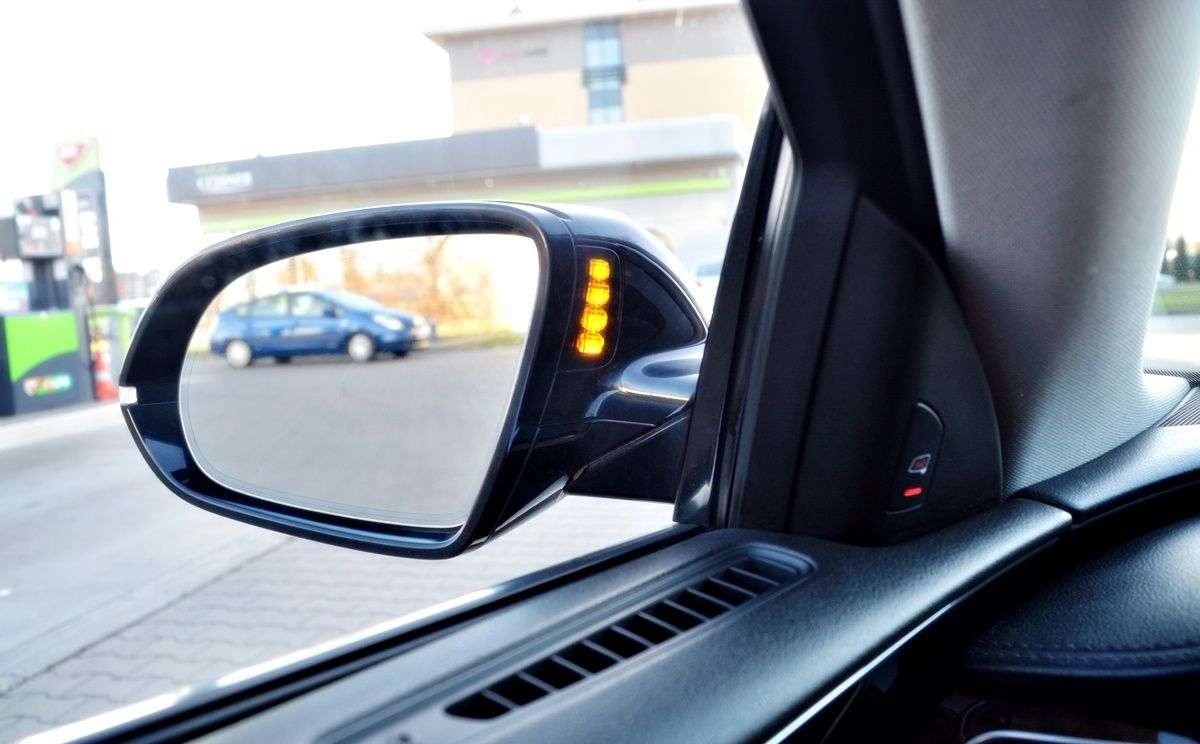 Audi A8 - Zdjęcie 30
