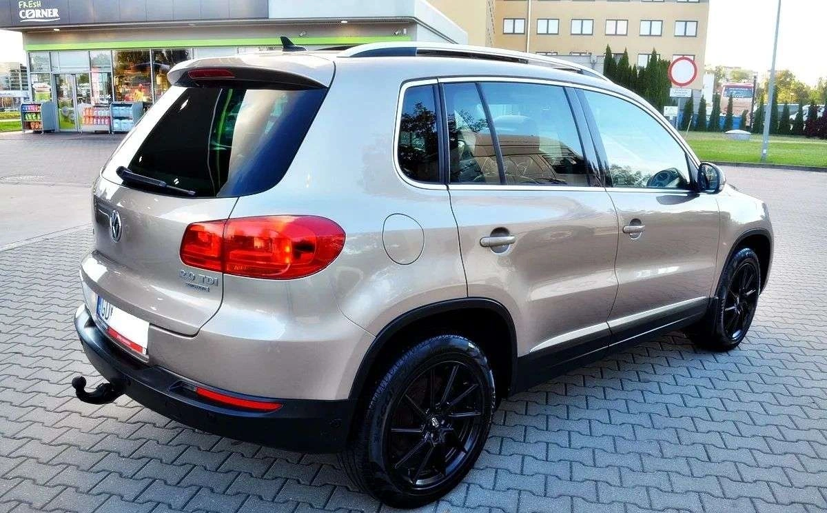 Volkswagen Tiguan - Zdjęcie 17