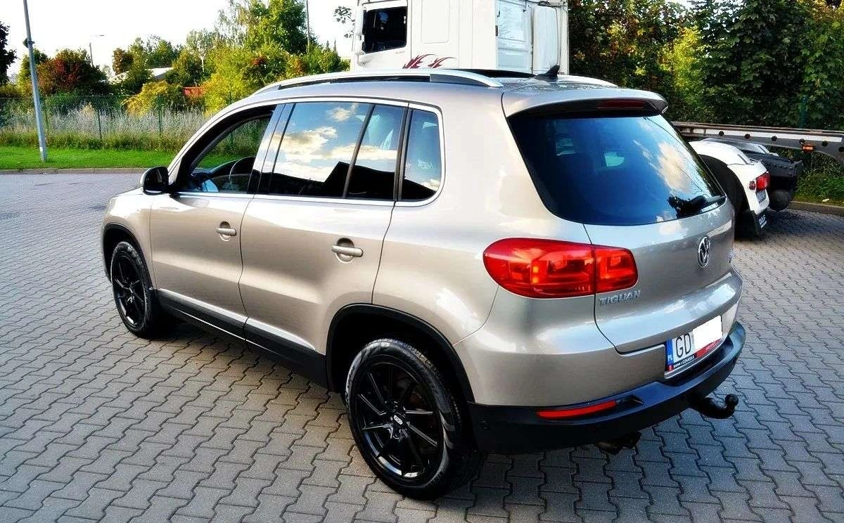Volkswagen Tiguan - Zdjęcie 18