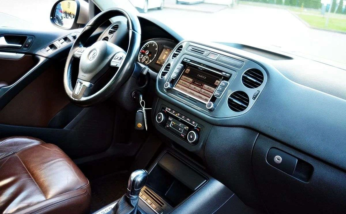 Volkswagen Tiguan - Zdjęcie 22
