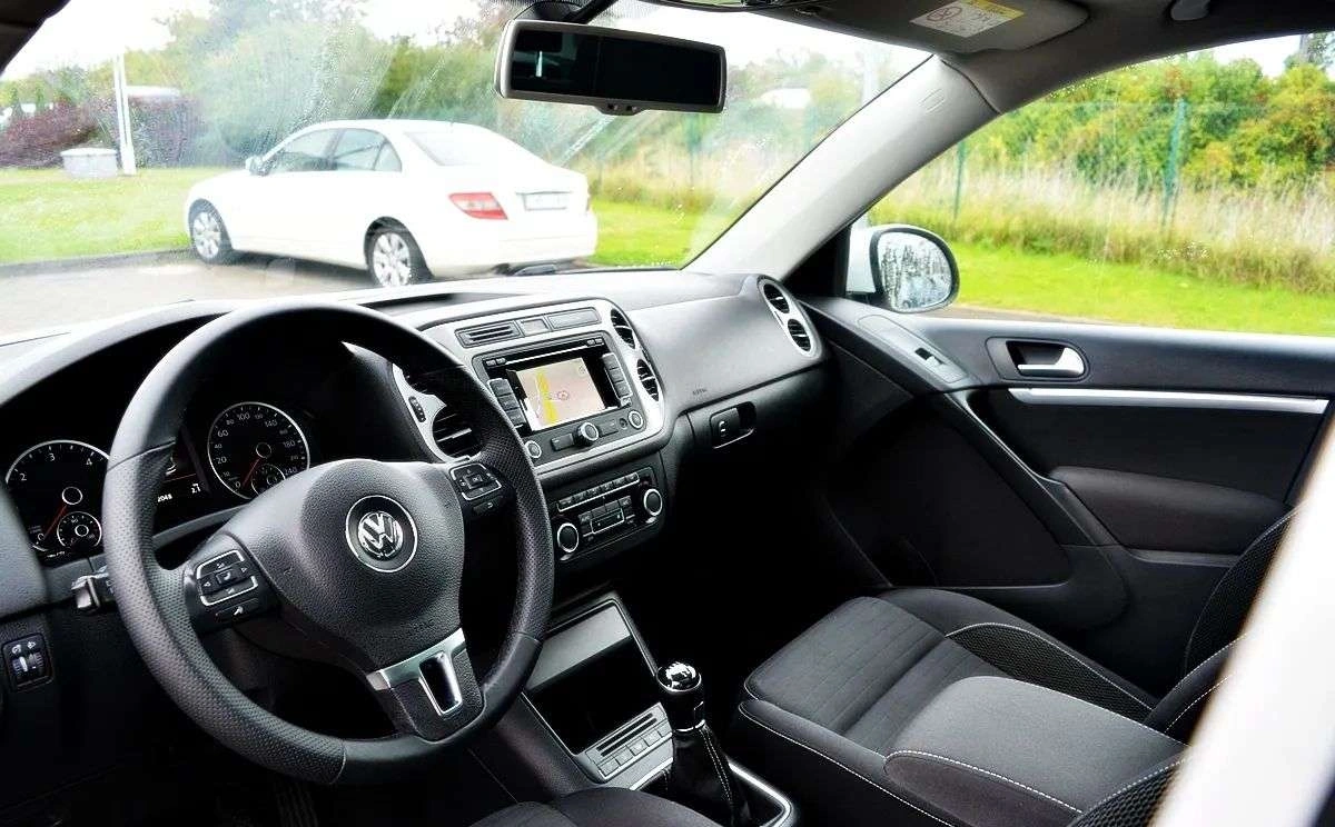 Volkswagen Tiguan - Zdjęcie 15