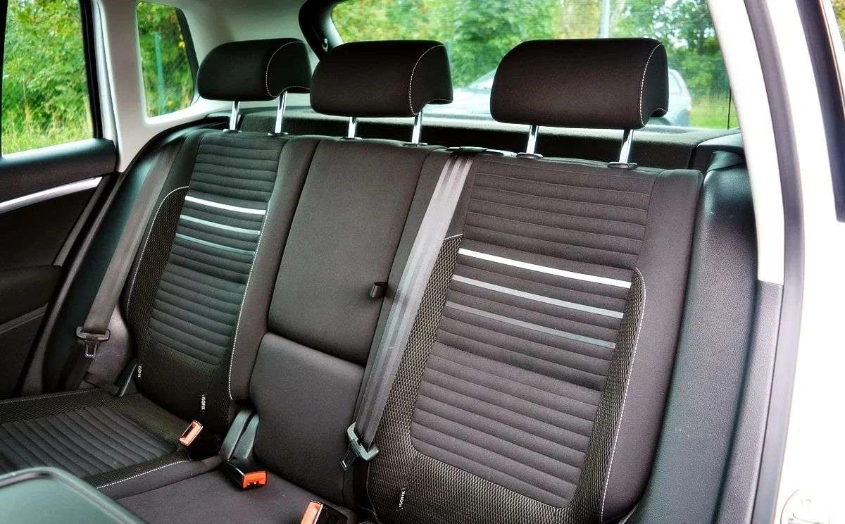Volkswagen Tiguan - Zdjęcie 17