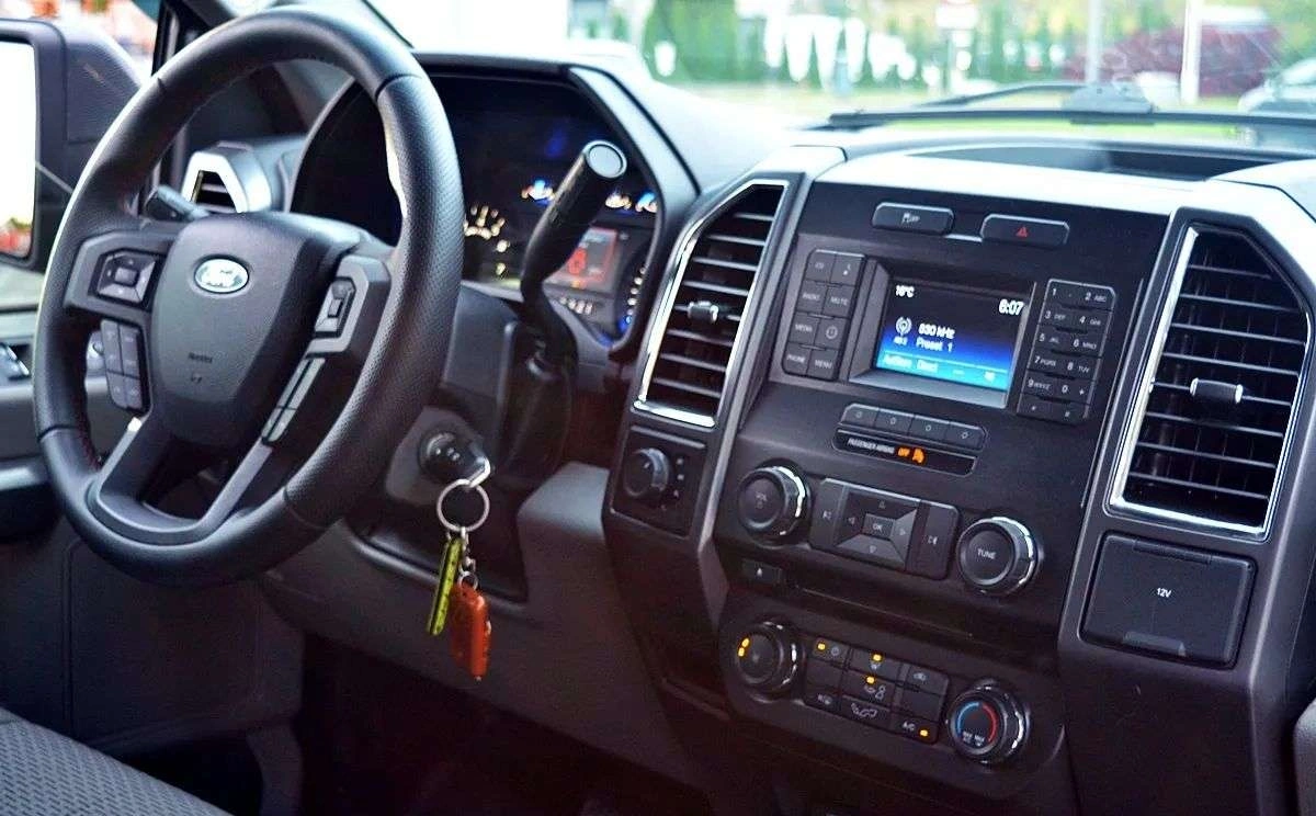 Ford F150 - Zdjęcie 10