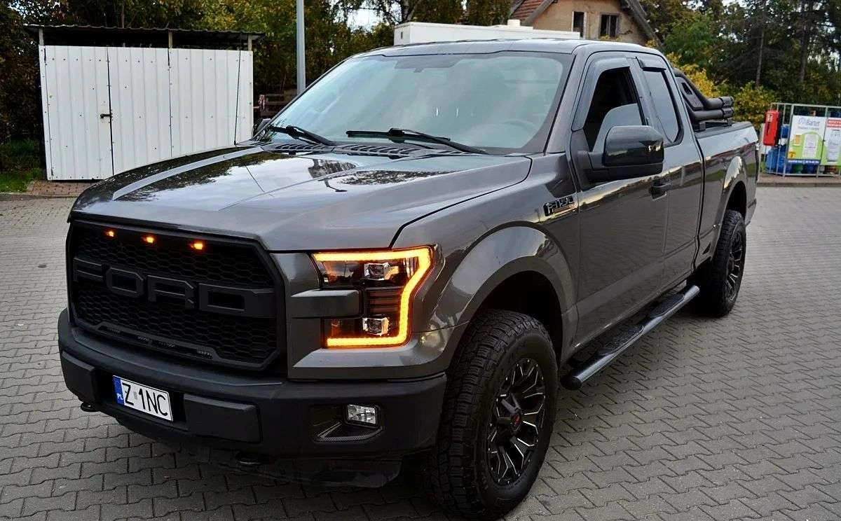 Ford F150 - Główne zdjęcie