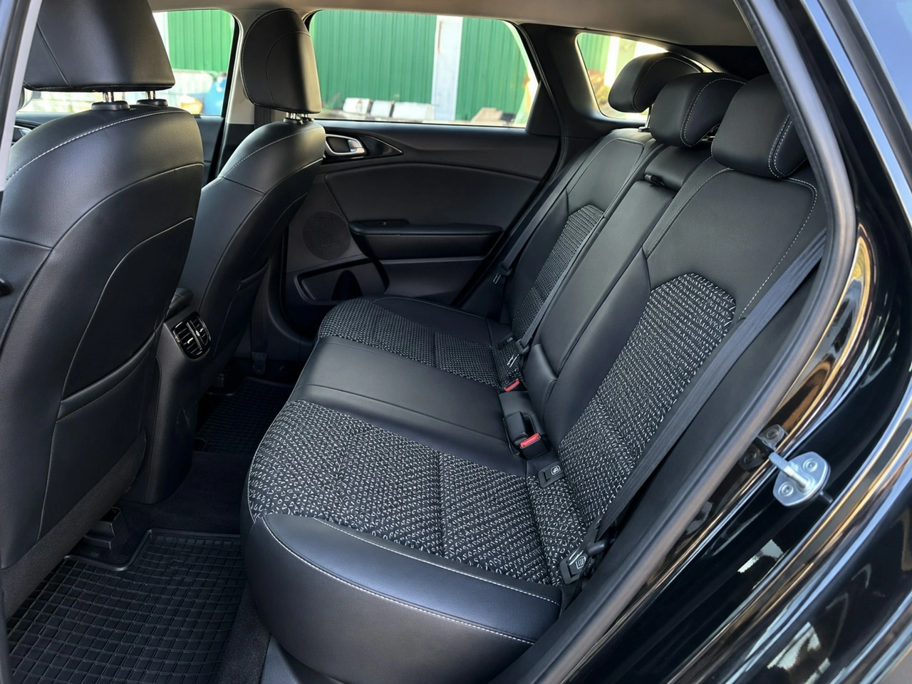 Kia Ceed - Zdjęcie 5