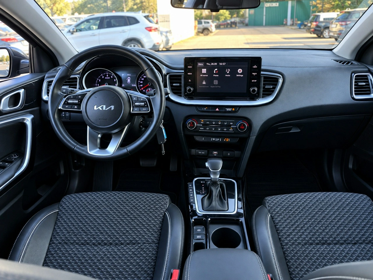 Kia Ceed - Zdjęcie 14