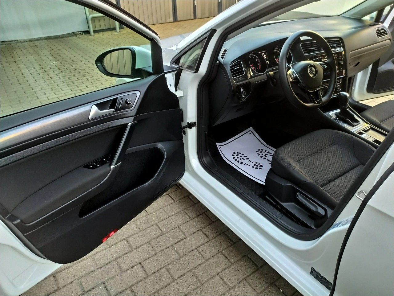 Volkswagen Golf - Zdjęcie 11