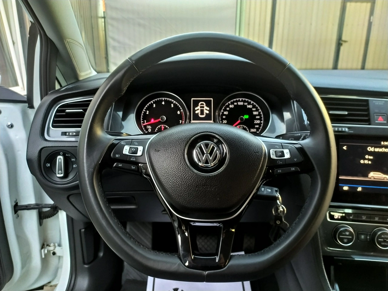 Volkswagen Golf - Zdjęcie 15