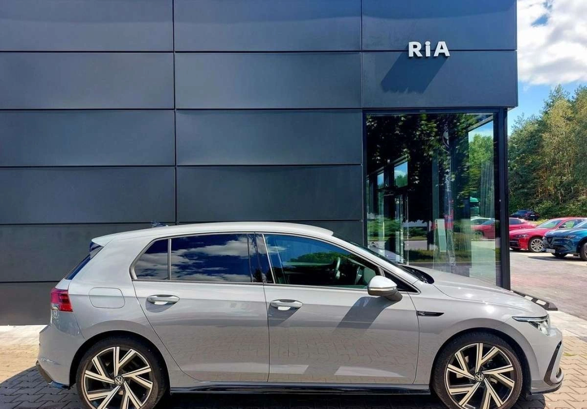 Volkswagen Golf - Zdjęcie 18