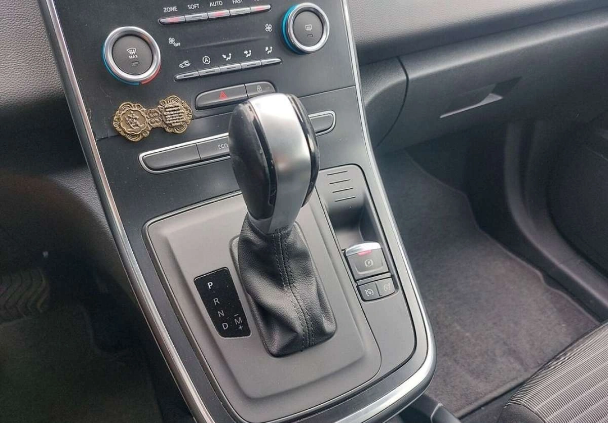 Renault Scenic - Zdjęcie 10