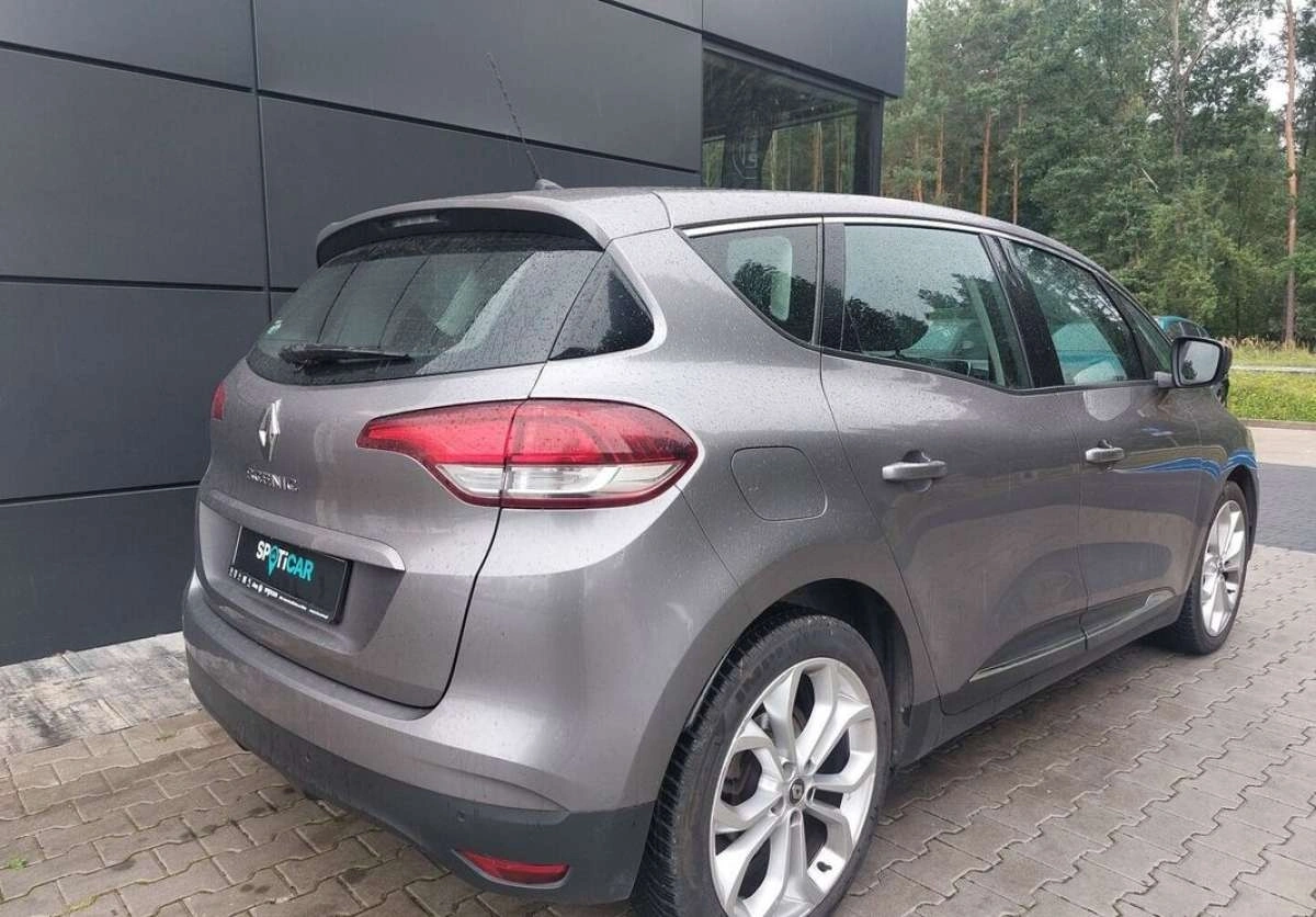 Renault Scenic - Zdjęcie 24