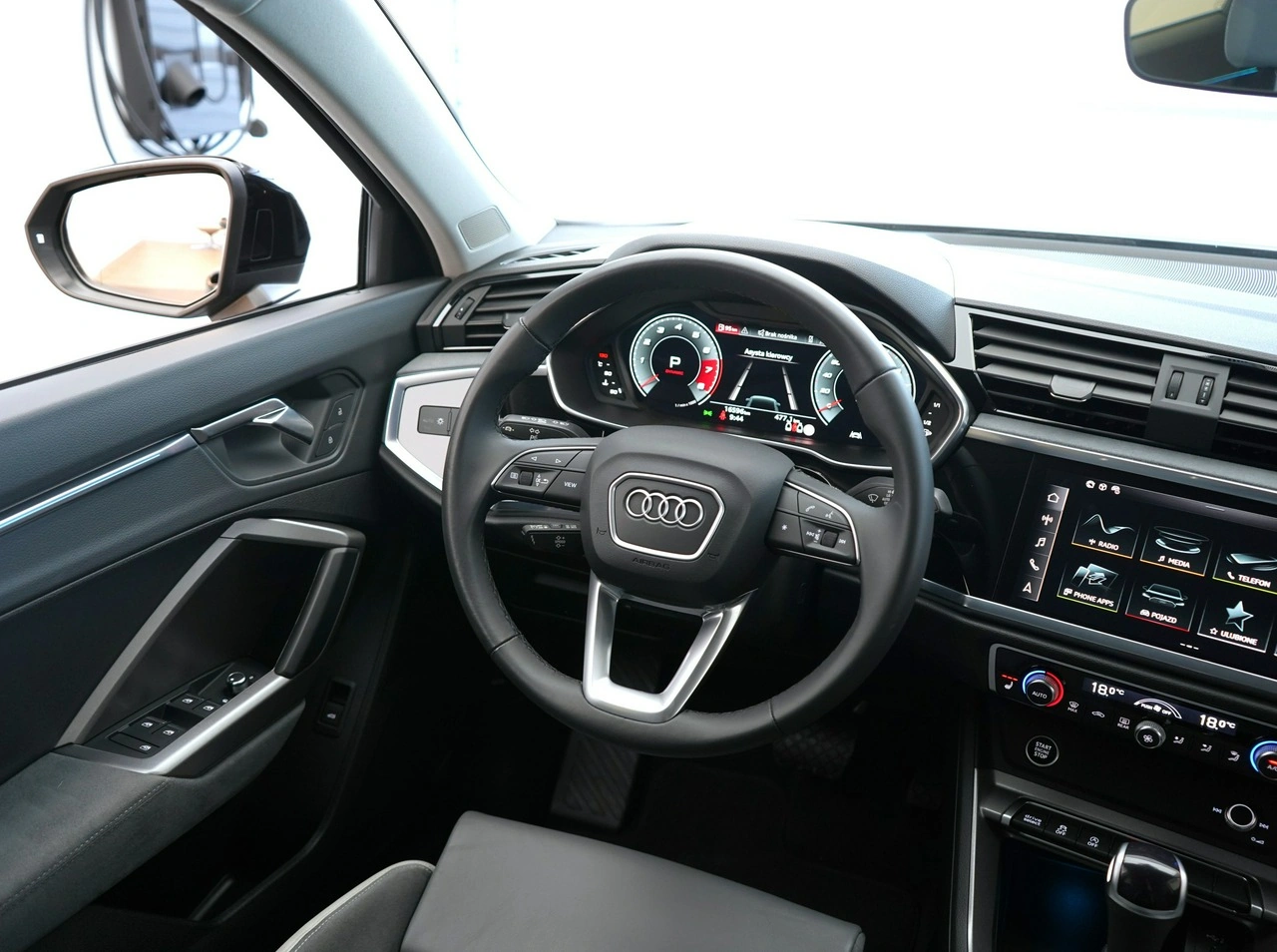 Audi Q3 - Zdjęcie 22
