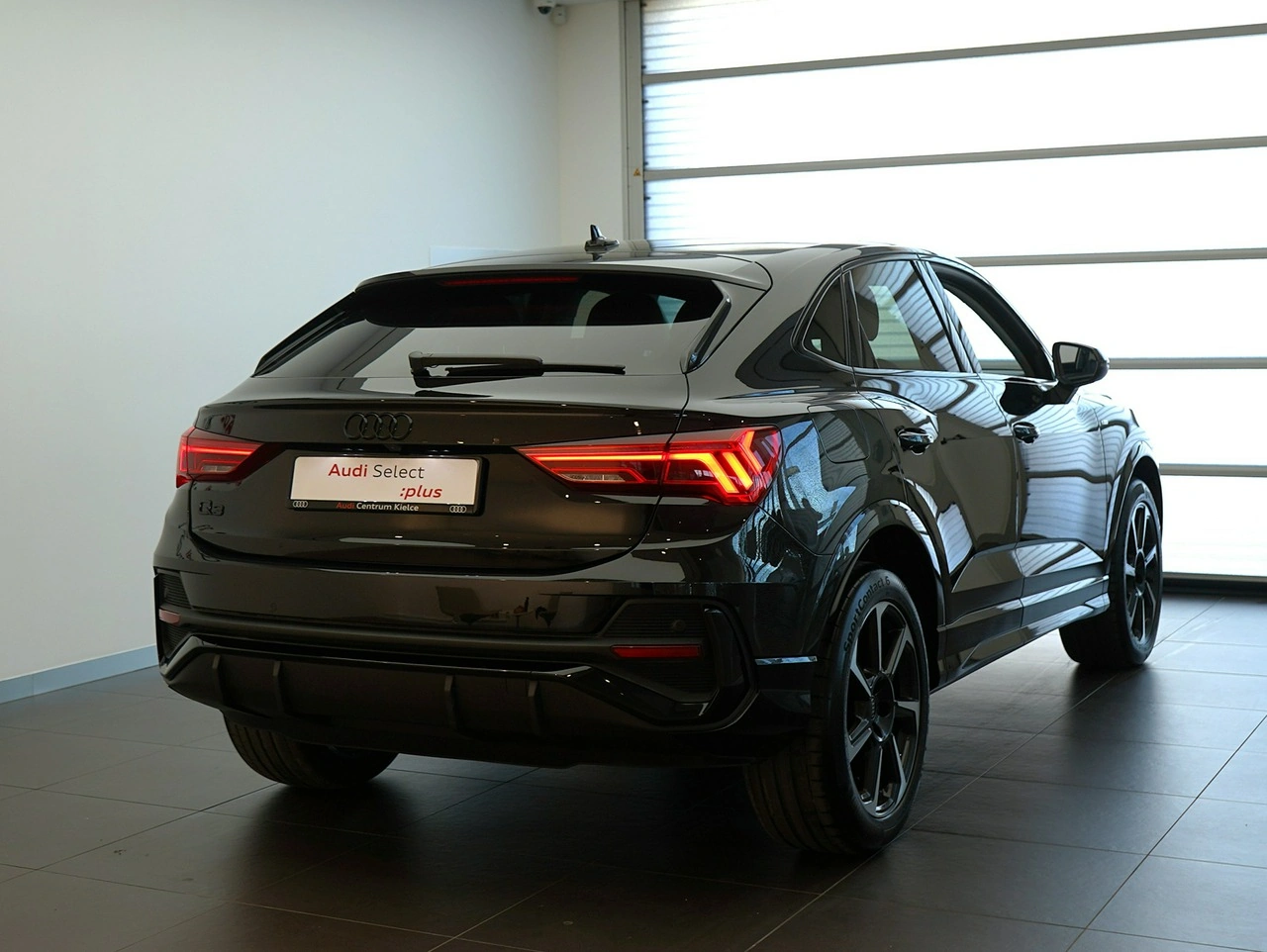 Audi Q3 - Zdjęcie 3