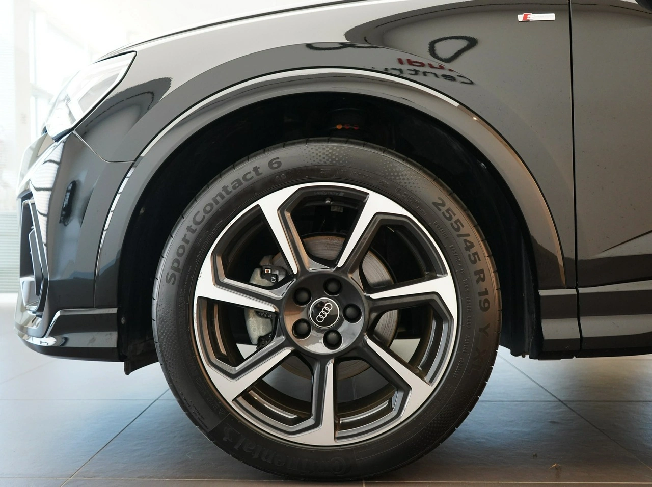 Audi Q3 - Zdjęcie 6
