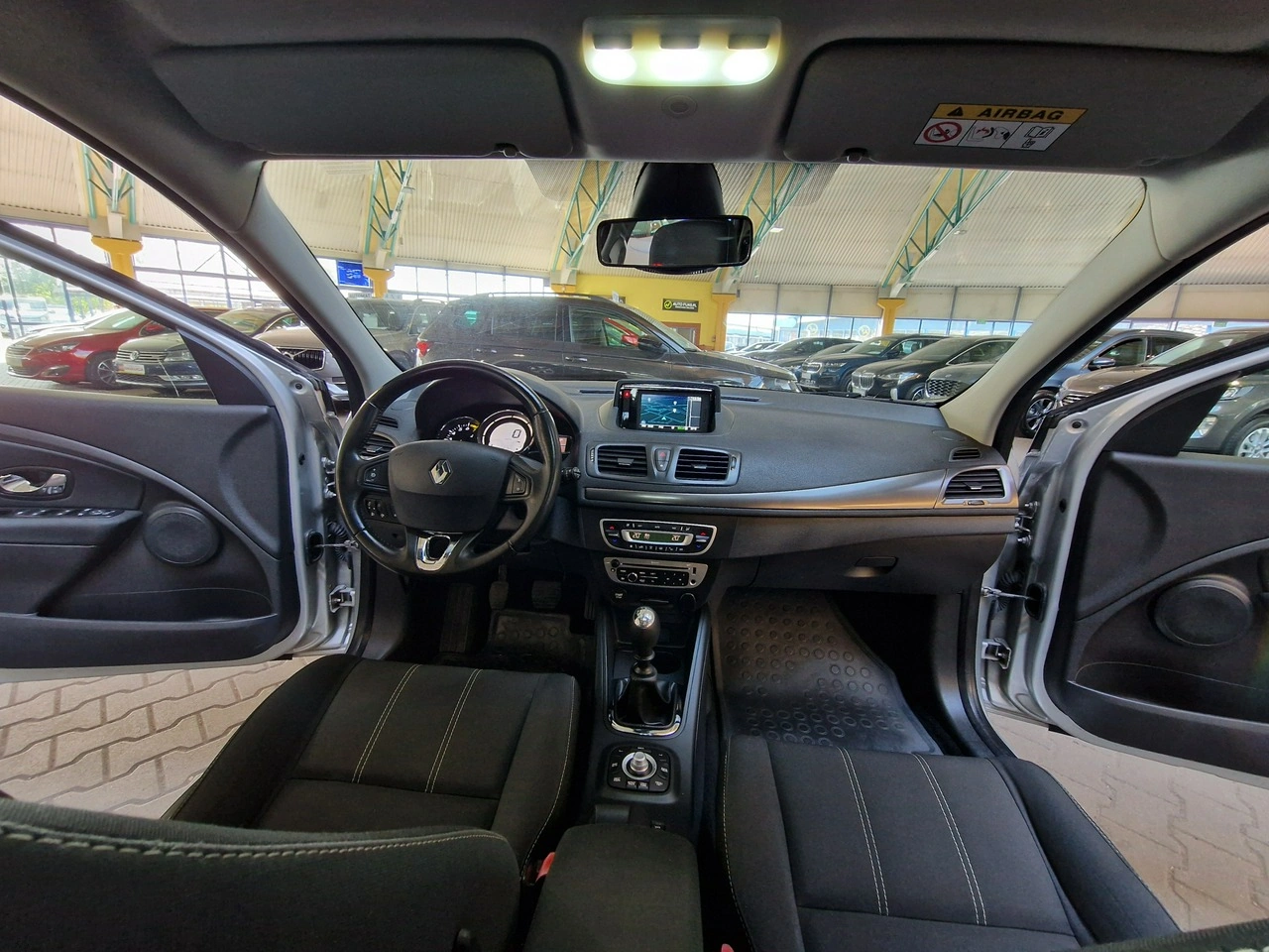 Renault Megane - Zdjęcie 22