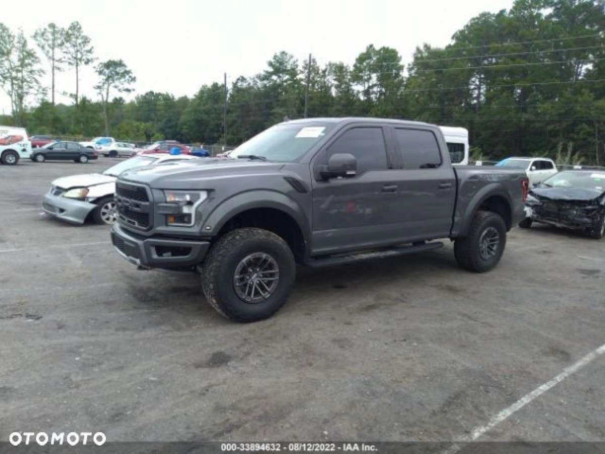 Ford F150 - Główne zdjęcie