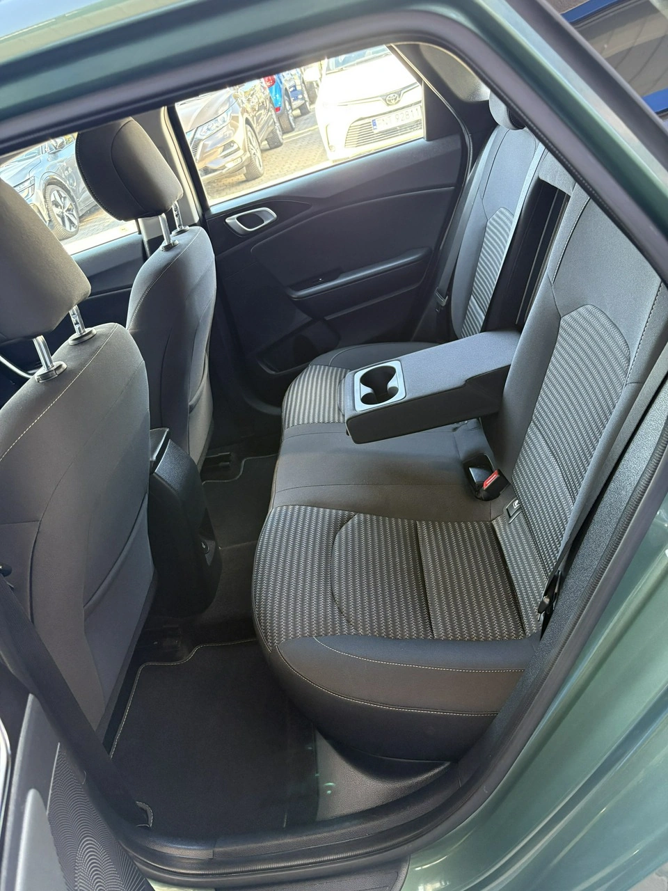 Kia Ceed - Zdjęcie 16