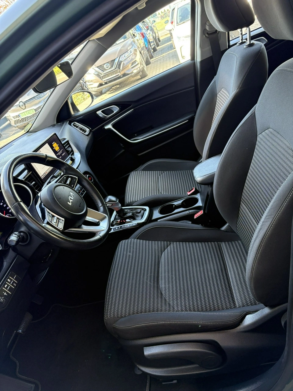 Kia Ceed - Zdjęcie 17