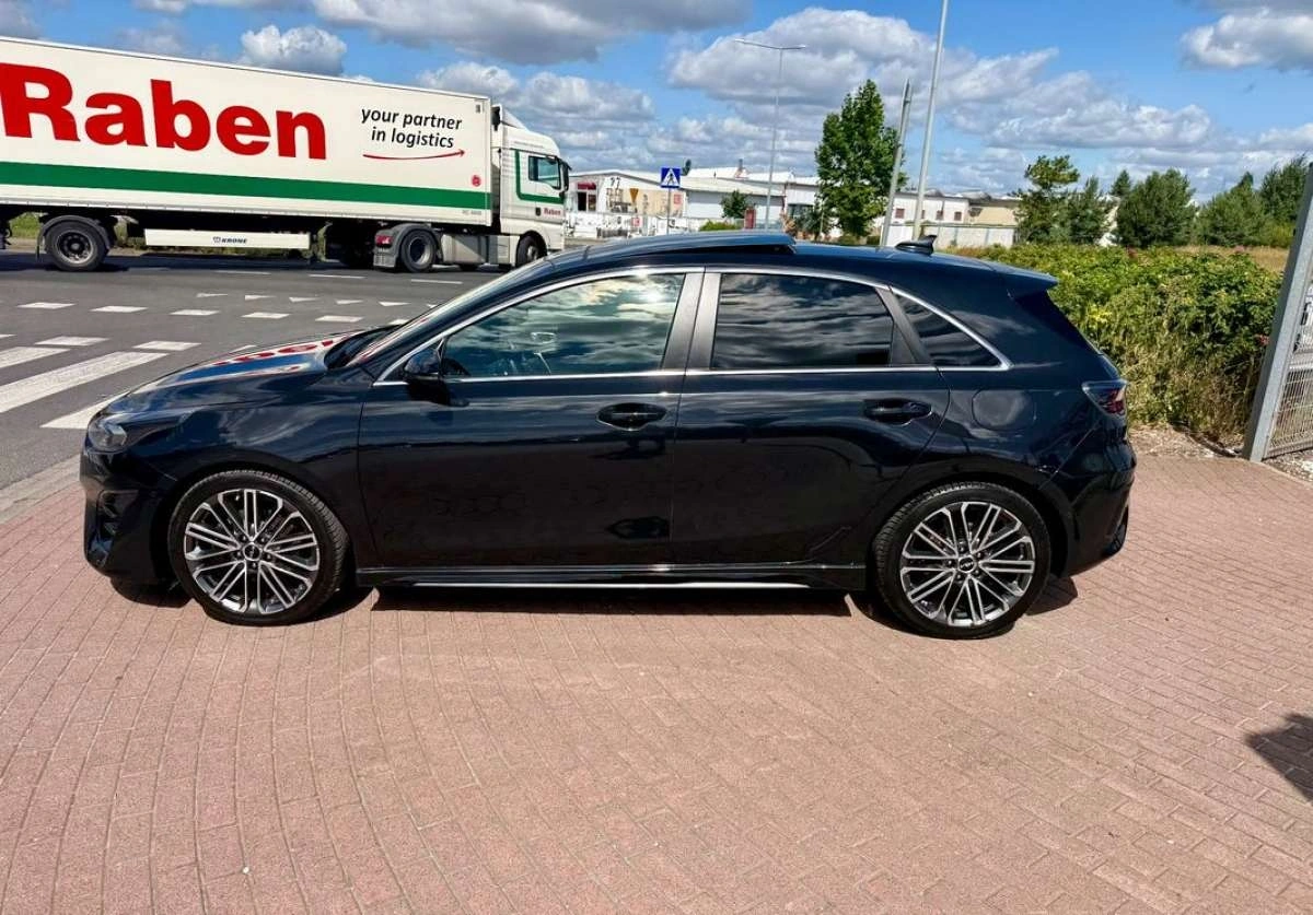 Kia Ceed - Zdjęcie 21