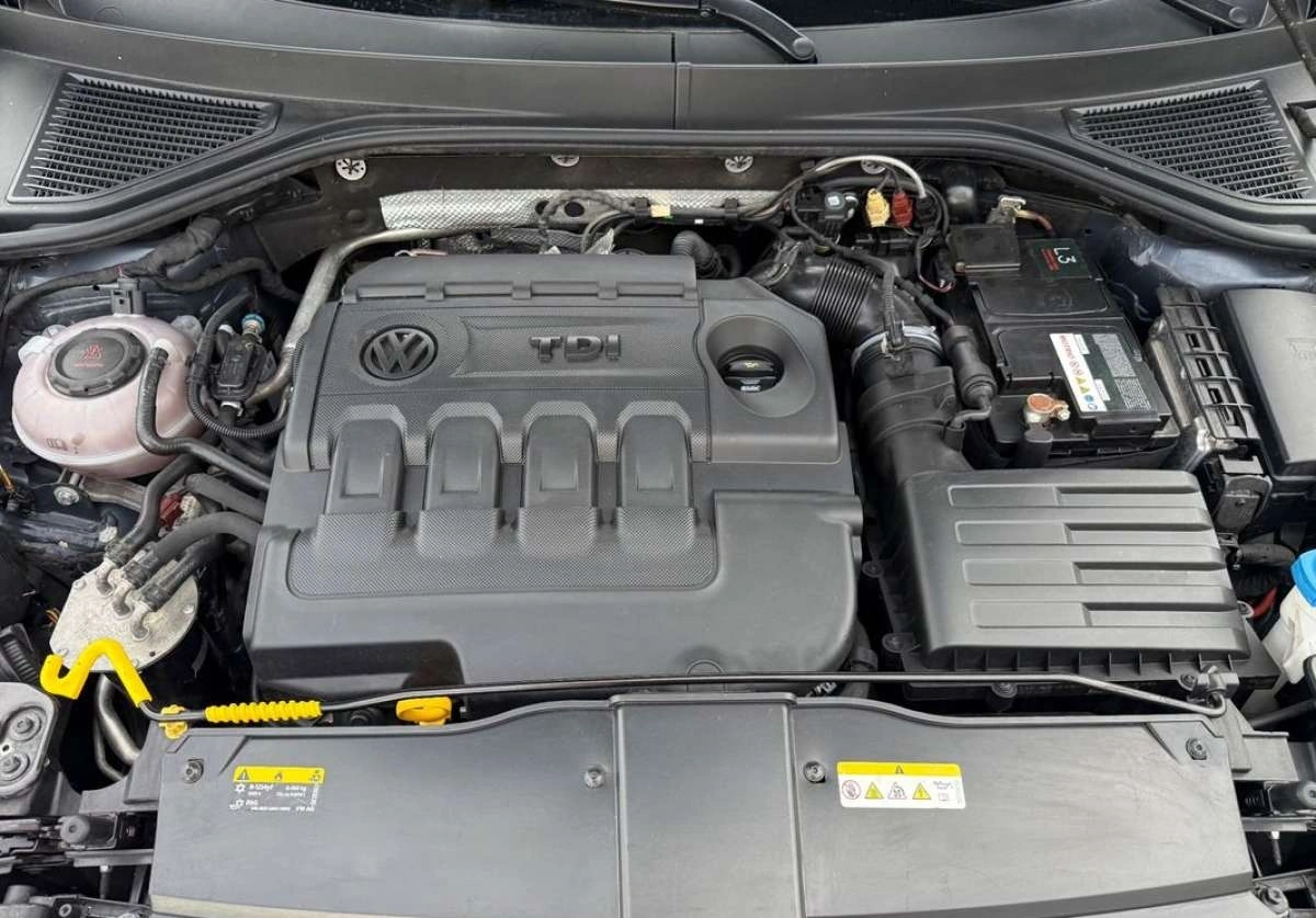 Volkswagen T-Roc - Zdjęcie 10