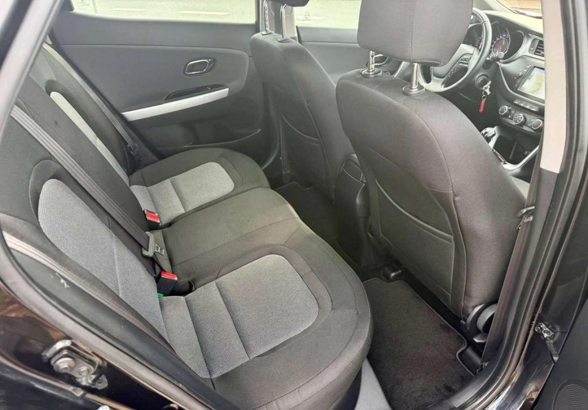 Kia Ceed - Zdjęcie 2