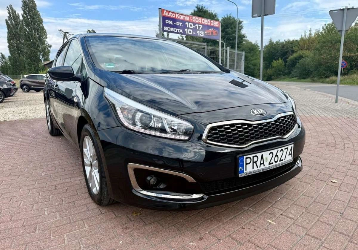 Kia Ceed - Zdjęcie 10
