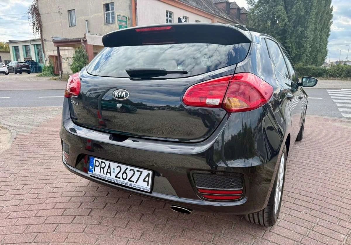 Kia Ceed - Zdjęcie 13