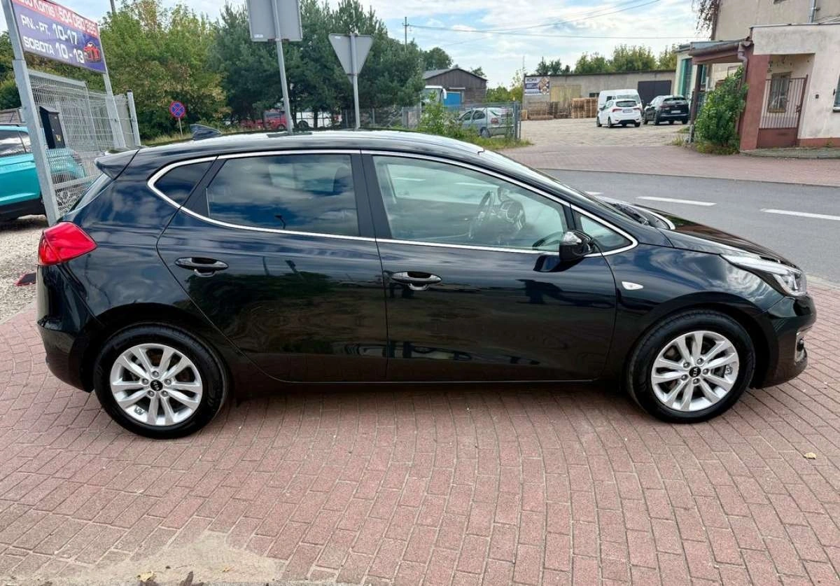 Kia Ceed - Zdjęcie 14