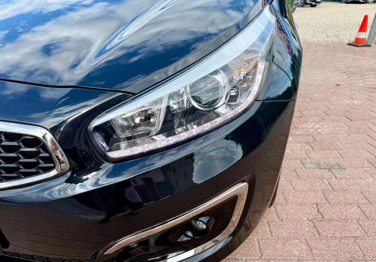 Kia Ceed - Zdjęcie 19