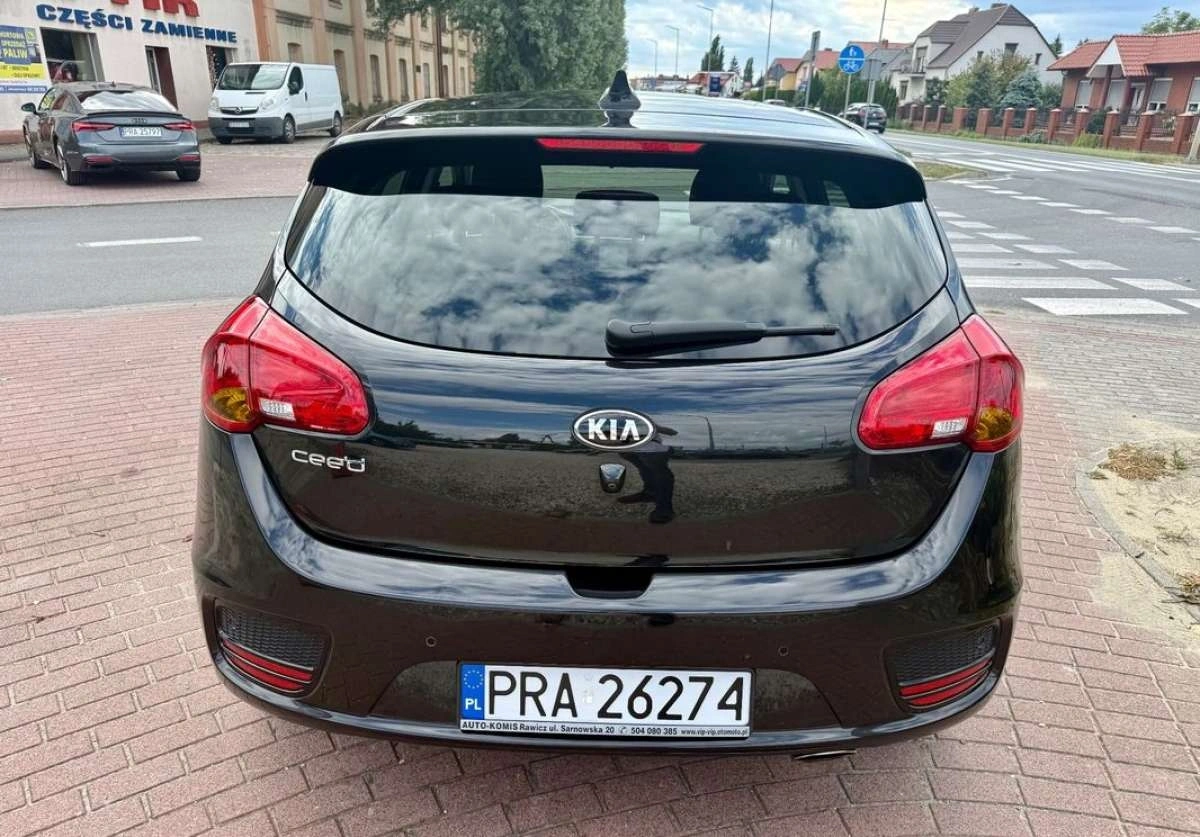 Kia Ceed - Zdjęcie 22