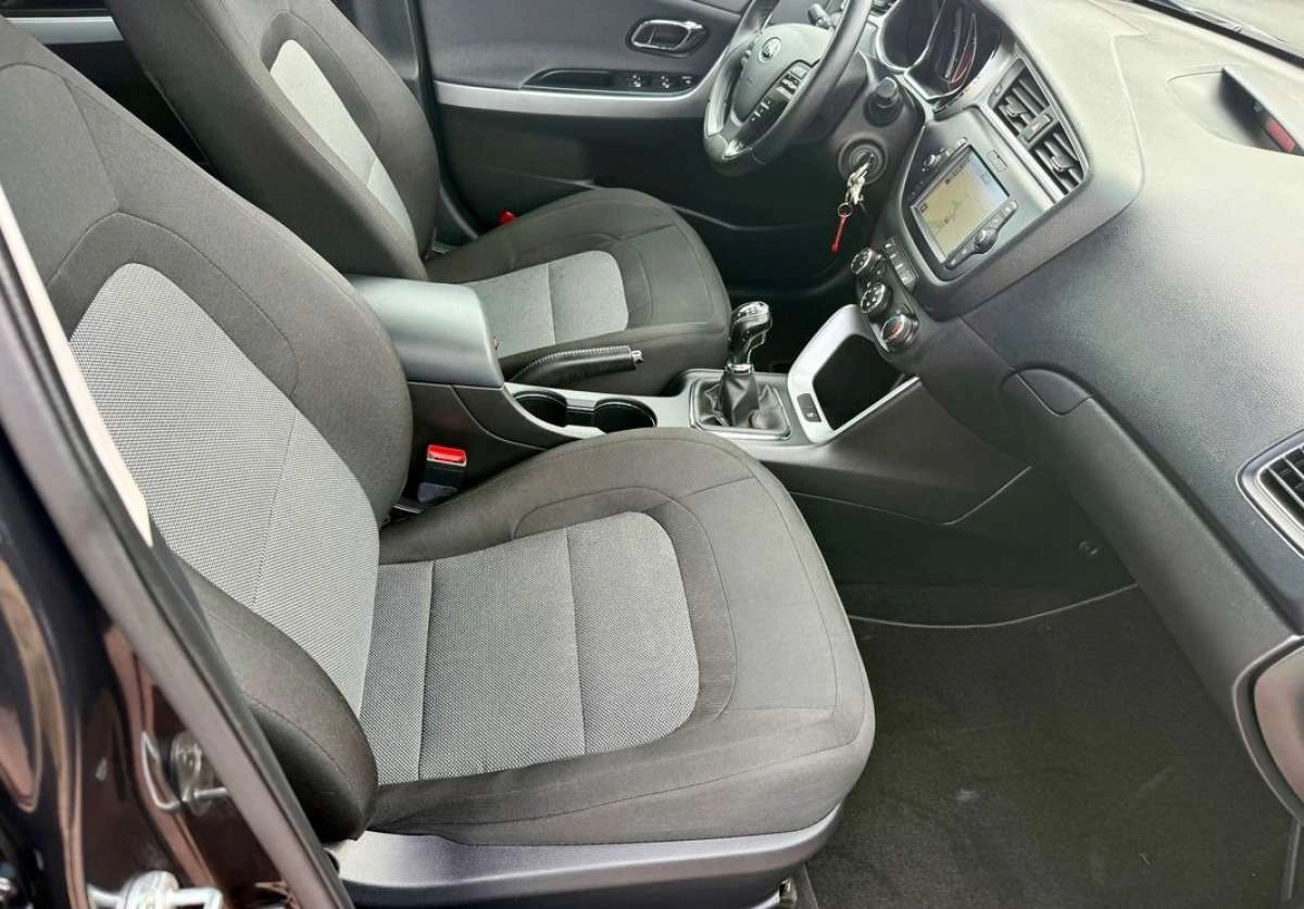 Kia Ceed - Zdjęcie 26