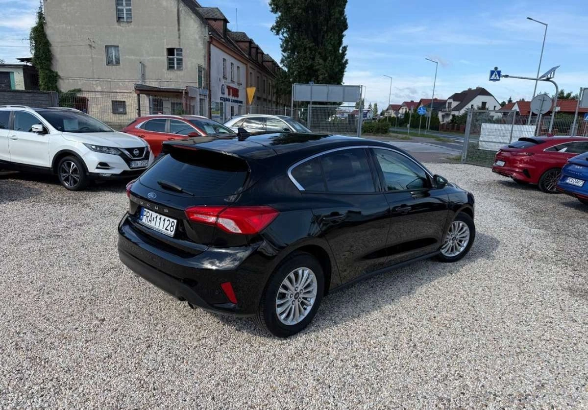 Ford Focus - Zdjęcie 24