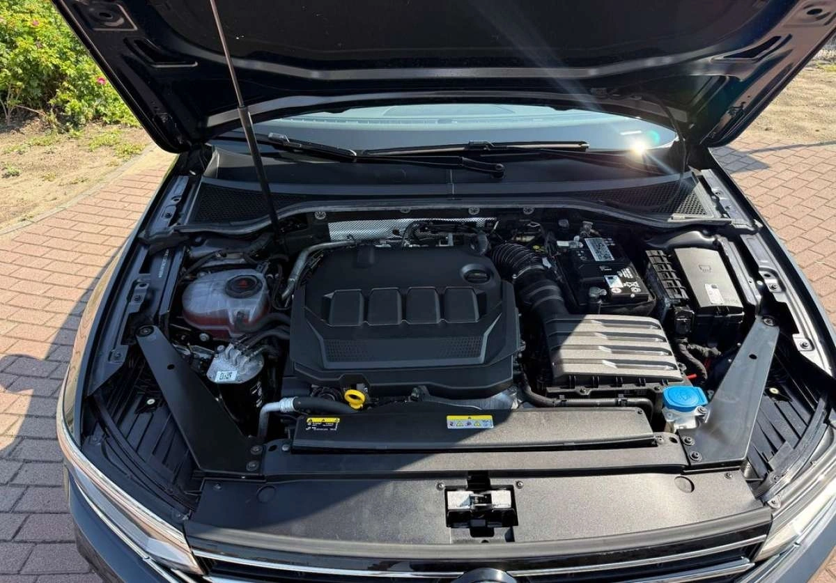 Volkswagen Passat - Zdjęcie 15