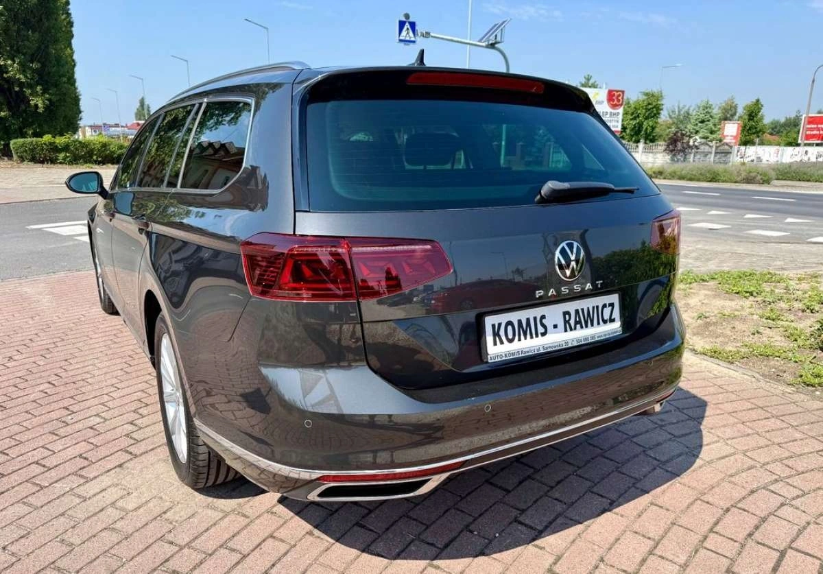 Volkswagen Passat - Zdjęcie 18