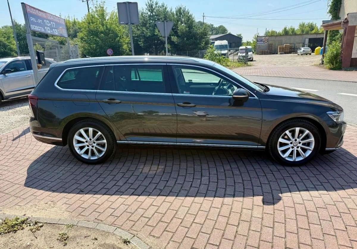 Volkswagen Passat - Zdjęcie 20