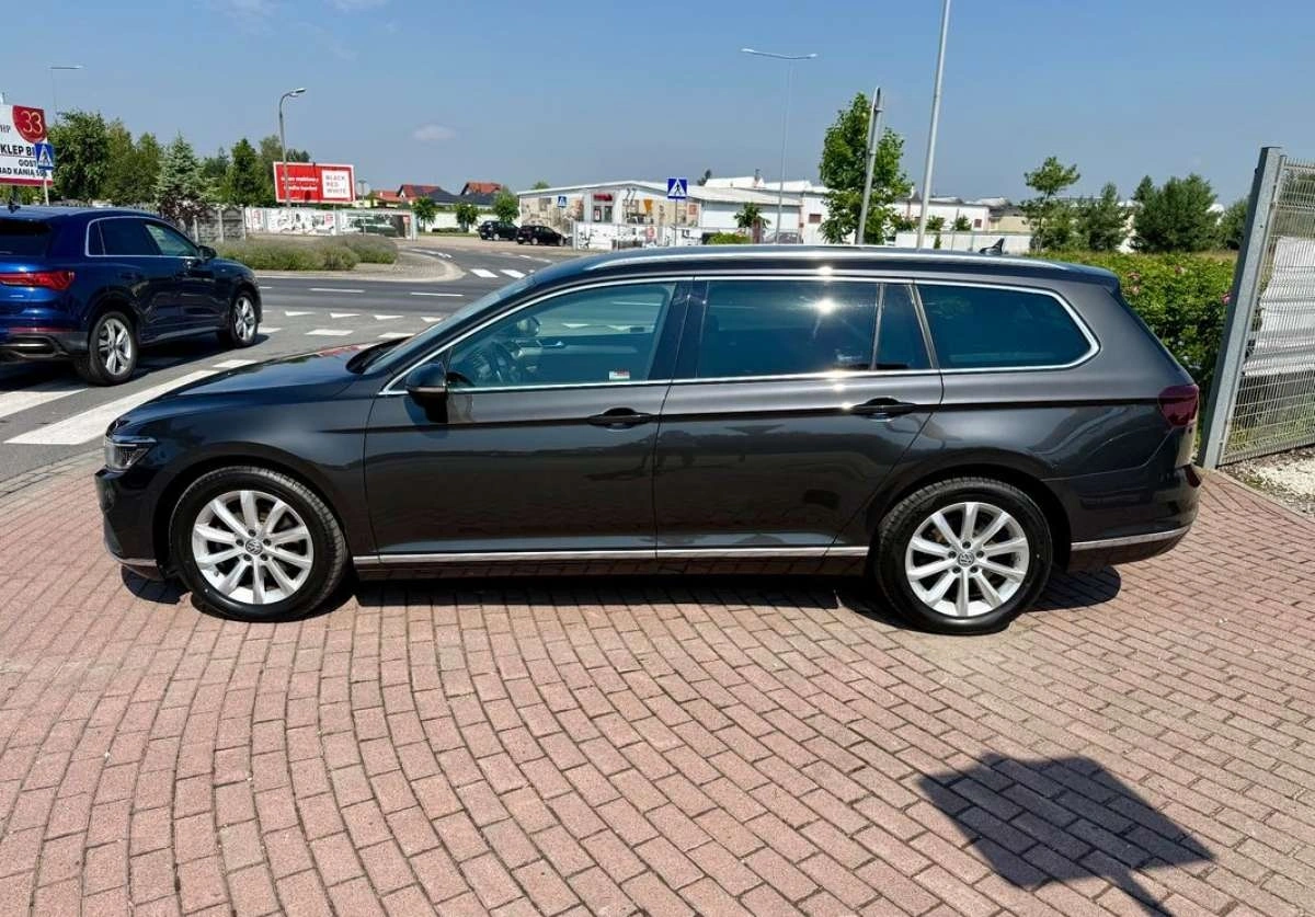 Volkswagen Passat - Zdjęcie 21