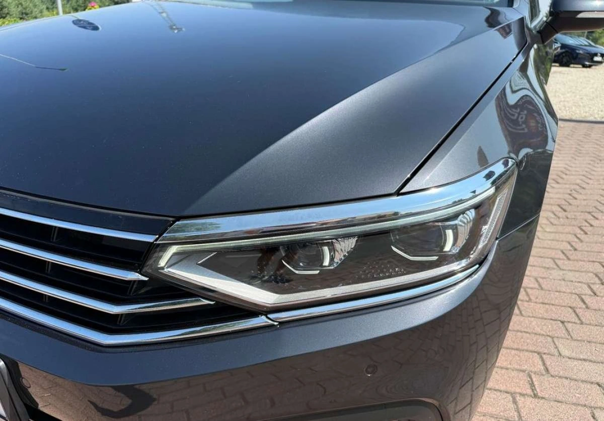 Volkswagen Passat - Zdjęcie 27