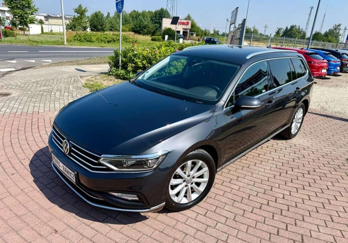 Volkswagen Passat - Główne zdjęcie
