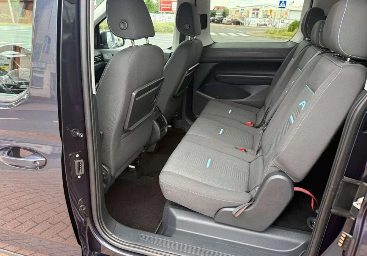 Ford Tourneo Connect - Zdjęcie 4