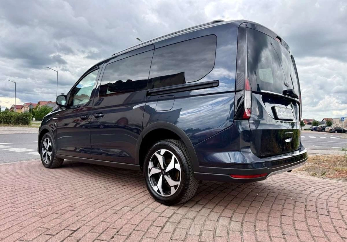 Ford Tourneo Connect - Zdjęcie 18