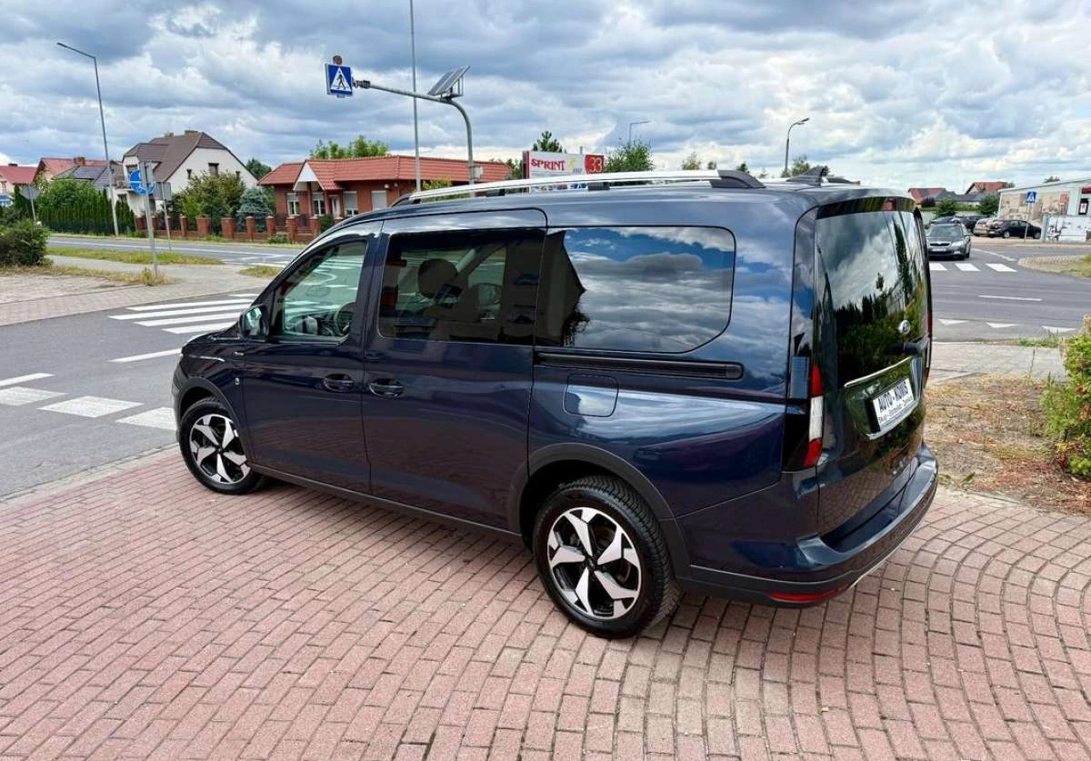 Ford Tourneo Connect - Zdjęcie 24