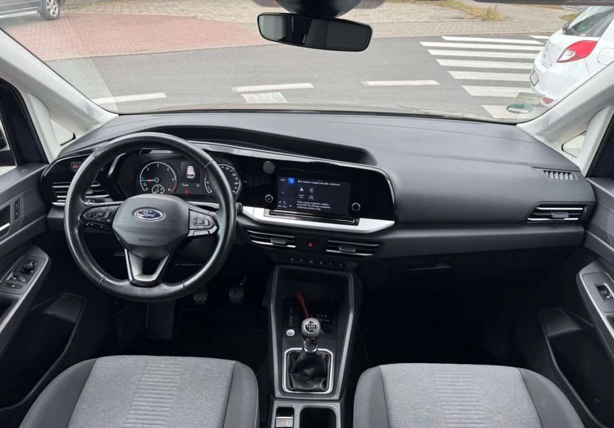 Ford Tourneo Connect - Zdjęcie 28