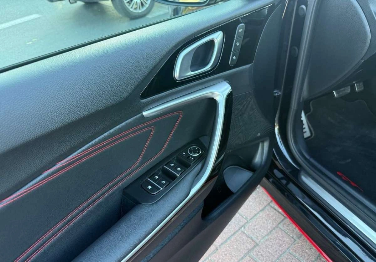 Kia ProCeed - Zdjęcie 10