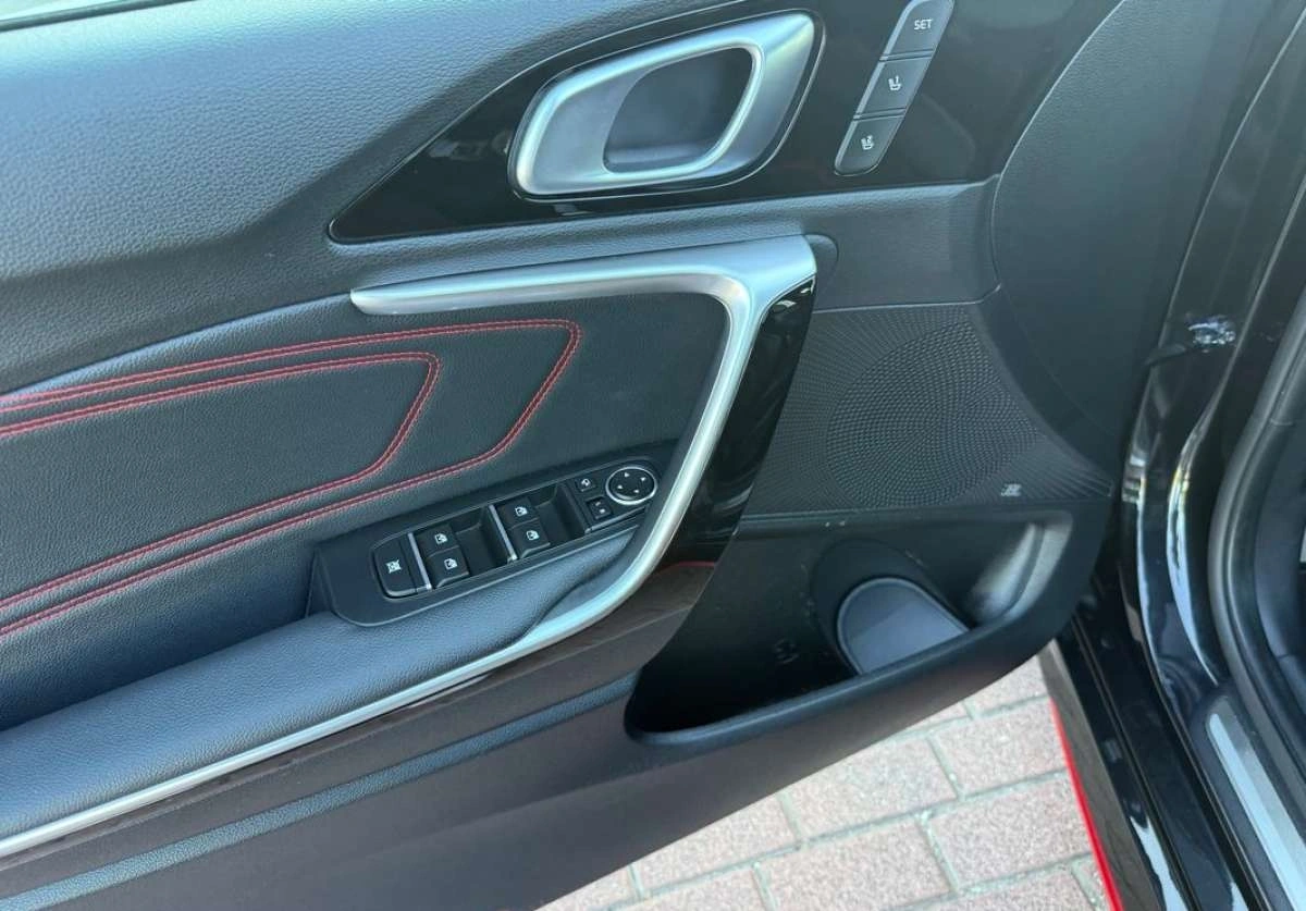 Kia ProCeed - Zdjęcie 25